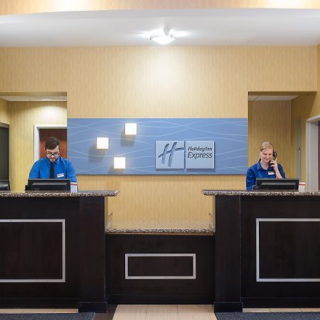 Holiday Inn Express And Suites Lafayette East By Ihg Exterior foto