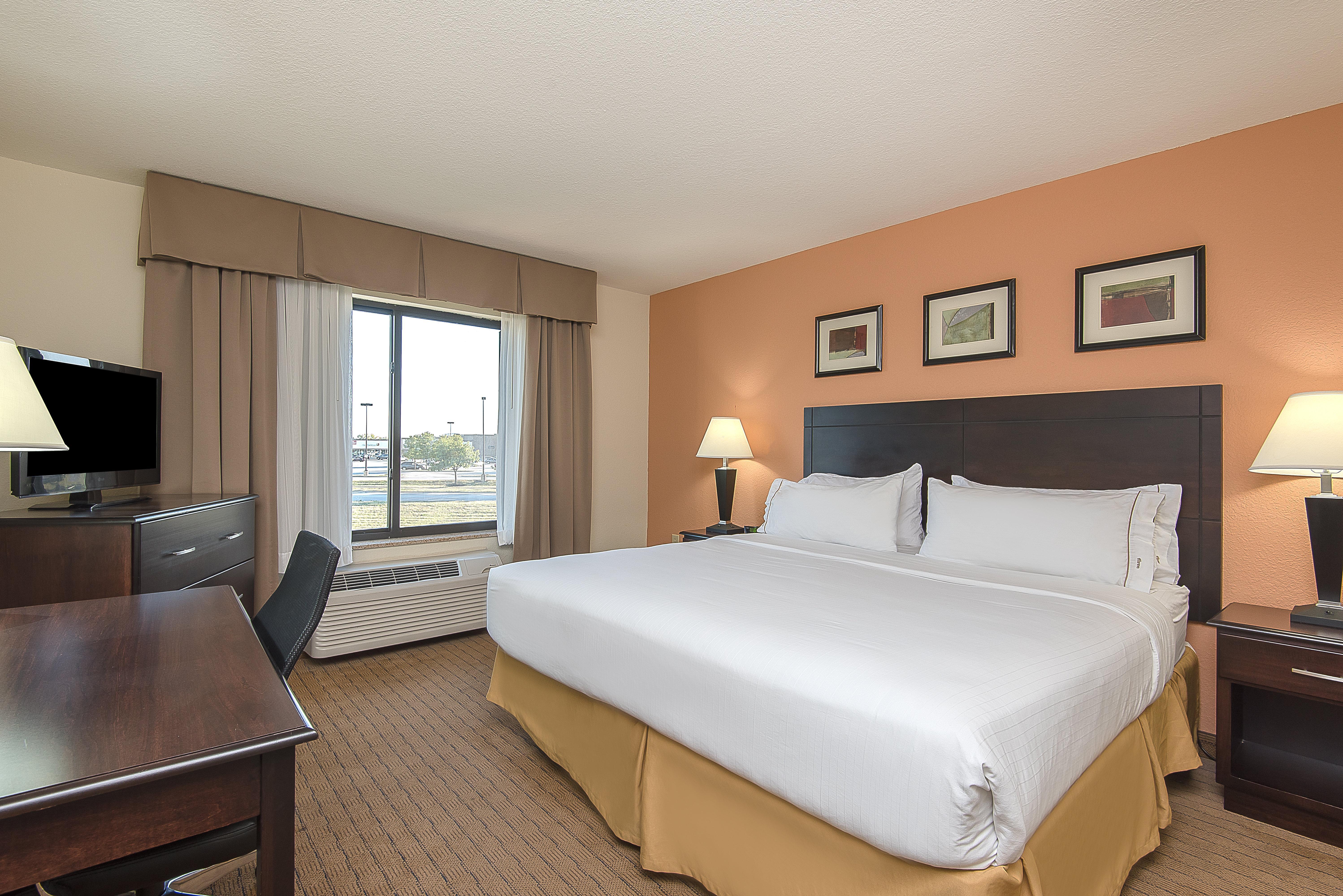 Holiday Inn Express And Suites Lafayette East By Ihg Exterior foto