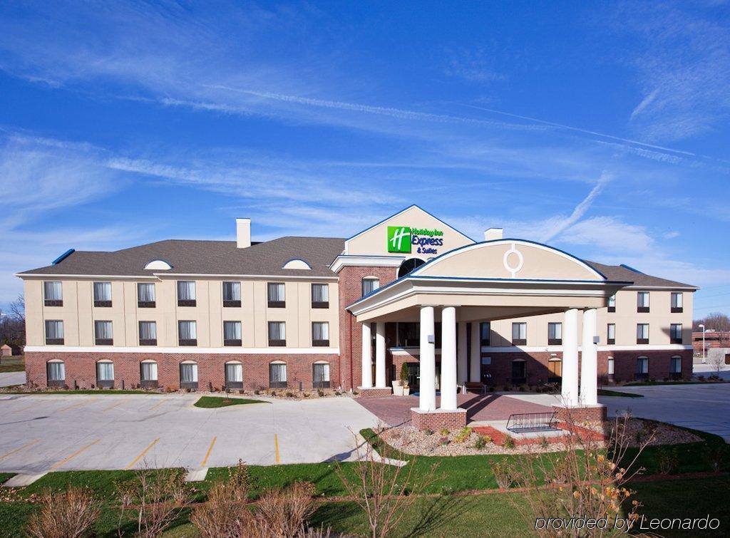 Holiday Inn Express And Suites Lafayette East By Ihg Exterior foto